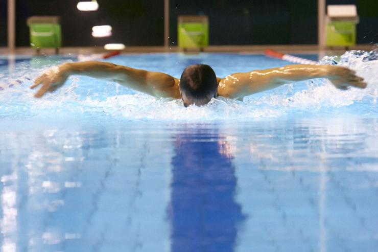 TuWass_Freizeitbad_Schwimmerbecken_Schmetterling1_highres_300dpi